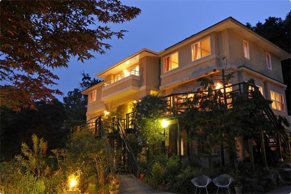 Chiisana Hotel Hanaikada Ито Экстерьер фото