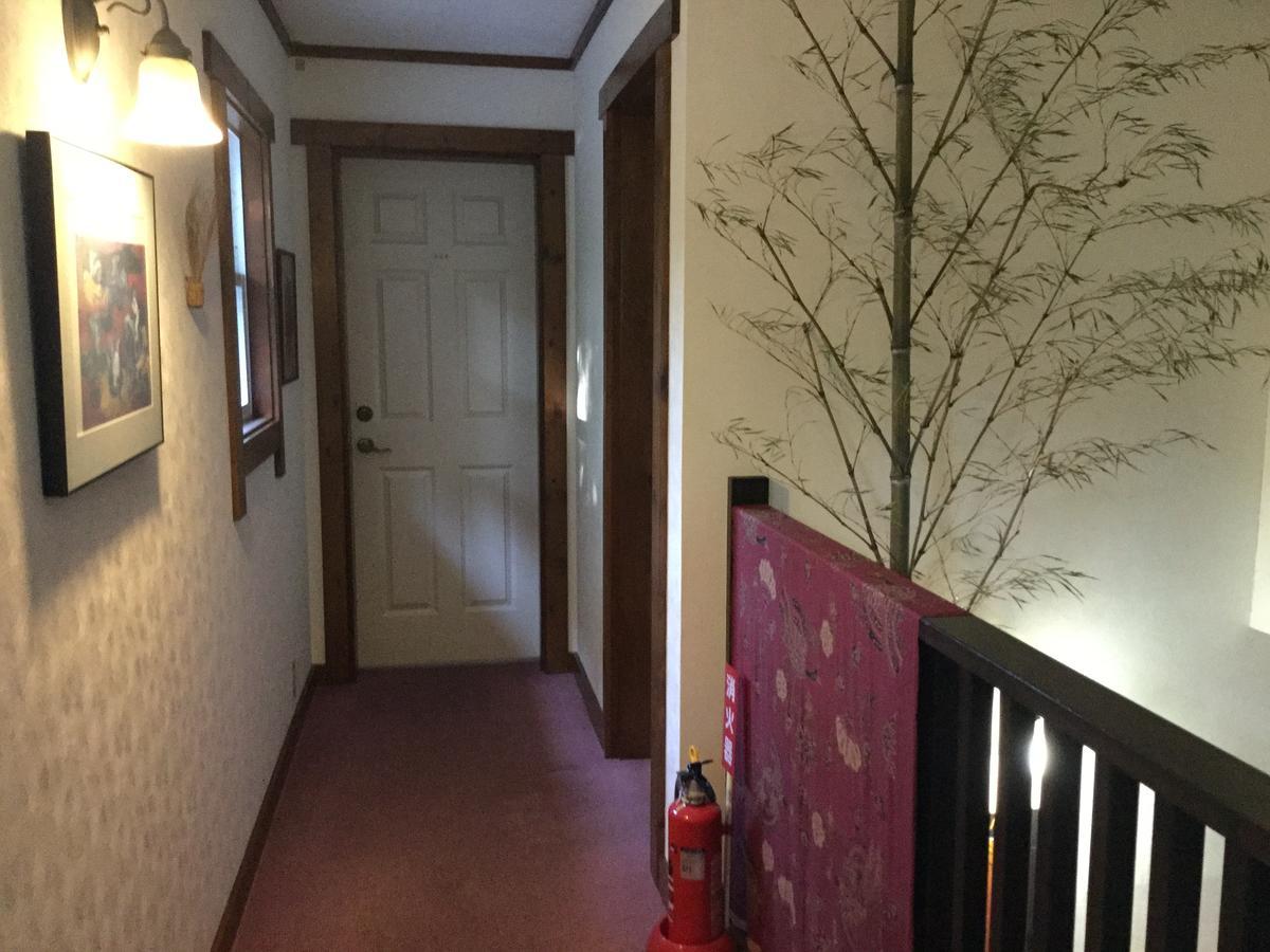 Chiisana Hotel Hanaikada Ито Экстерьер фото