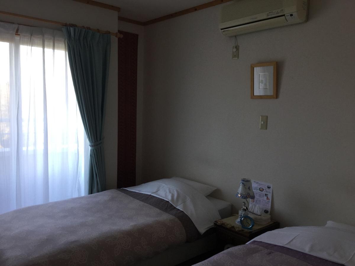 Chiisana Hotel Hanaikada Ито Экстерьер фото
