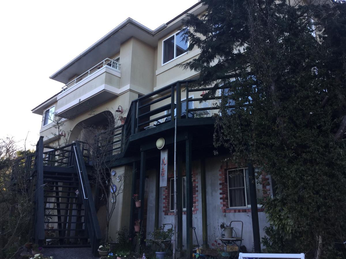 Chiisana Hotel Hanaikada Ито Экстерьер фото