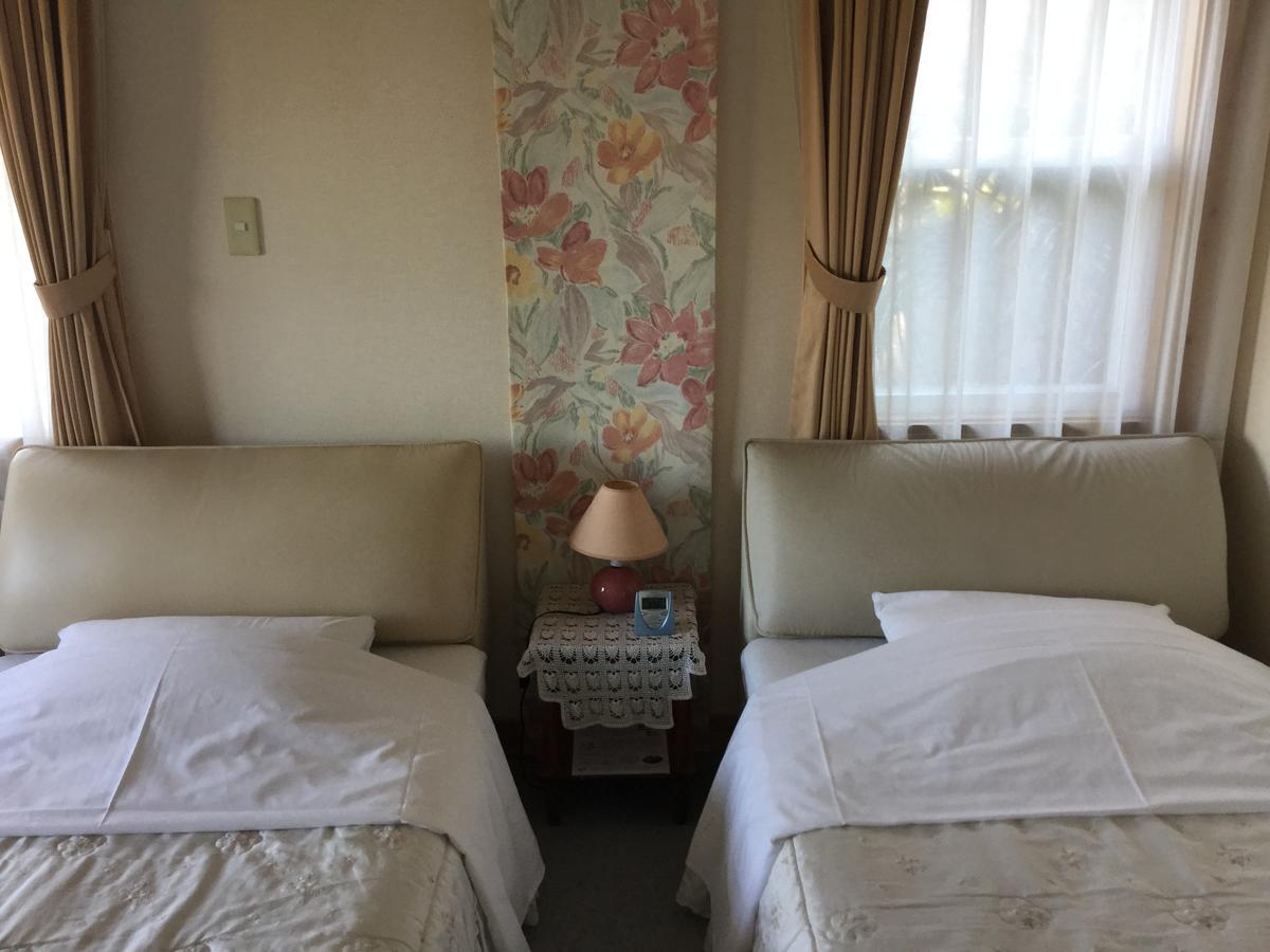 Chiisana Hotel Hanaikada Ито Экстерьер фото